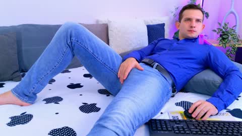 Jimmy online show from April 2026 07:06:02 AM