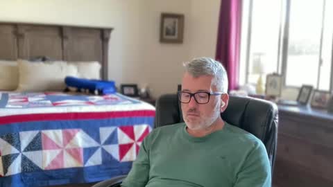 Snapshot of jimmyaaron chatting on December 2024 05:32:01 PM Dad of Three online show from December 2024 05:32:01 PM