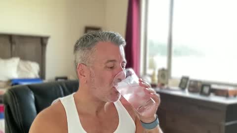 Snapshot of jimmyaaron chatting on December 2024 09:39:02 PM Dad of Three online show from December 2024 09:39:02 PM