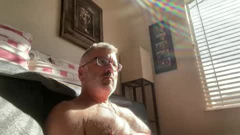 Snapshot of jimmyaaron chatting on November 2025 05:34:02 PM Dad of Three online show from November 2025 05:34:02 PM