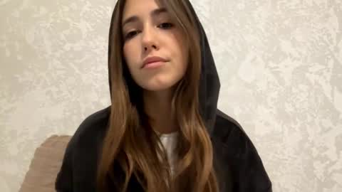 Kate online show from December 2025 02:12:02 PM