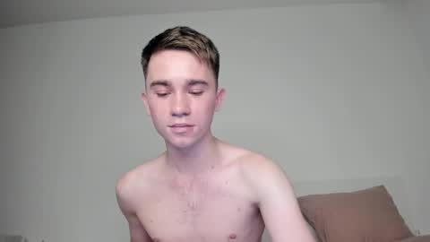 Snapshot of jimyti_bad_boy chatting on February 2025 10:31:01 PM jimyti_bad_boy online show from February 2025 10:31:01 PM