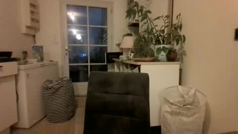 jin16000 online show from April 2026 04:37:02 AM