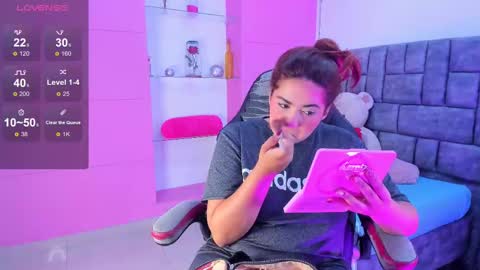 Snapshot of jisoo__ chatting on September 2025 12:28:02 PM kim online show from September 2025 12:28:02 PM