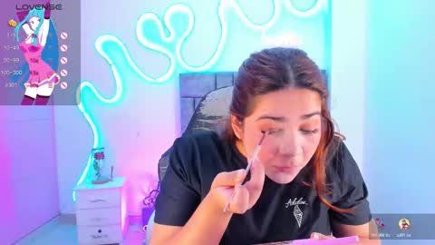 Snapshot of jisoo__ chatting on November 2025 01:11:02 PM kim online show from November 2025 01:11:02 PM