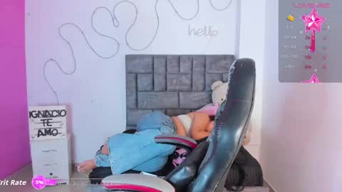 Snapshot of jisoo__ chatting on November 2025 02:43:02 PM kim online show from November 2025 02:43:02 PM