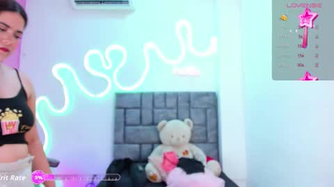 Snapshot of jisoo__ chatting on November 2025 01:00:01 PM kim online show from November 2025 01:00:01 PM