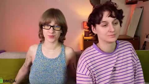 Hey Guys We are Julia ginger  Tina brunette online show from October 2025 05:46:02 PM