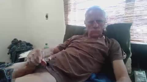 jizzmitten5 online show from February 2026 07:35:01 PM