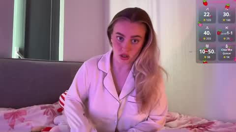Snapshot of jjulietterose chatting on May 2026 08:00:01 AM Juliette Rose online show from May 2026 08:00:01 AM