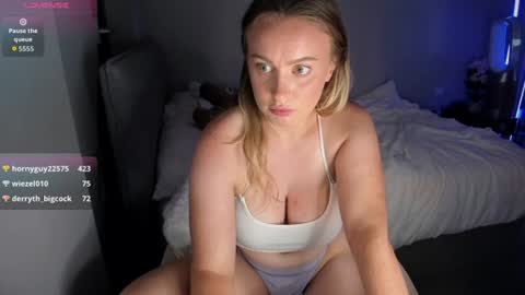 Snapshot of jjulietterose chatting on July 2026 08:18:02 PM Juliette Rose online show from July 2026 08:18:02 PM