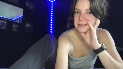 jlynn1997 online show from April 2026 01:16:02 PM