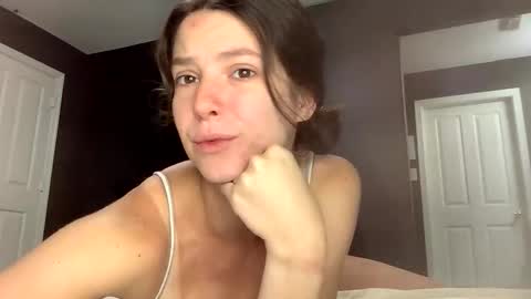 jlynn1997 online show from June 2026 01:00:02 PM