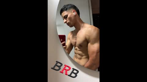 Snapshot of jmortton chatting on December 2024 12:28:02 PM IGJmortton online show from December 2024 12:28:02 PM