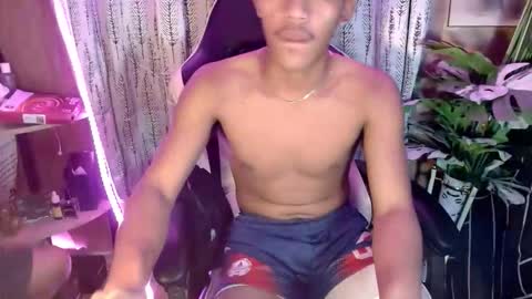 Snapshot of jn_lustzone chatting on October 2025 05:39:01 PM jn_lustzone online show from October 2025 05:39:01 PM