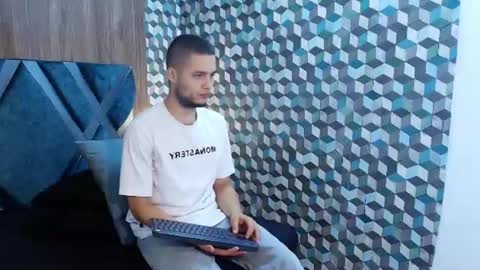 Snapshot of joaho_fernandez chatting on June 2026 10:13:02 PM Joao online show from June 2026 10:13:02 PM