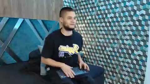 Snapshot of joaho_fernandez chatting on July 2026 11:44:01 PM Joao online show from July 2026 11:44:01 PM
