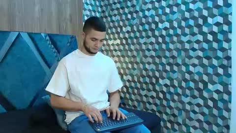 Snapshot of joaho_fernandez chatting on July 2026 10:13:02 PM Joao online show from July 2026 10:13:02 PM