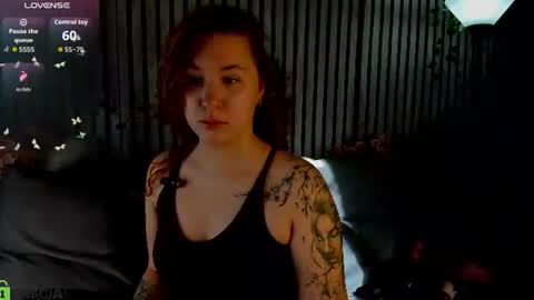 Snapshot of joan_green chatting on July 2026 01:21:01 AM GMT2 Tue-Wed Fri-Sun 3-9AM Joan green online show from July 2026 01:21:01 AM
