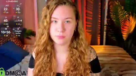 Snapshot of joan_green chatting on July 2026 01:09:02 AM GMT2 Tue-Wed Fri-Sun 3-9AM Joan green online show from July 2026 01:09:02 AM