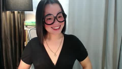 Joana online show from September 2025 08:31:01 PM