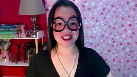 Joana online show from November 2025 08:07:02 PM