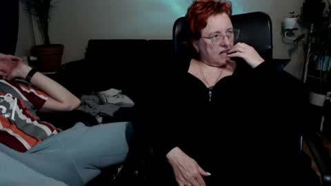 Joanna and Greg online show from November 2025 09:47:02 PM