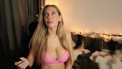 Joanne online show from December 2025 08:23:01 AM