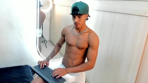Snapshot of joao_da_silva19 chatting on June 2026 01:27:01 PM Joao Da Silva online show from June 2026 01:27:01 PM
