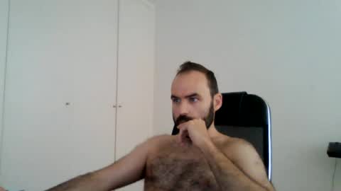 joaodias_18 online show from June 2026 11:41:01 AM