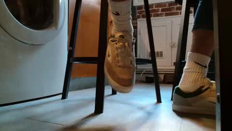 GUILLAUME feet and socks online show from February 2025 12:13:02 PM