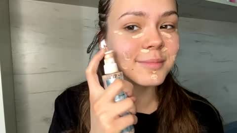 Mila online show from April 2026 10:18:01 AM