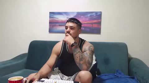 Tiberius online show from December 2025 04:06:01 AM