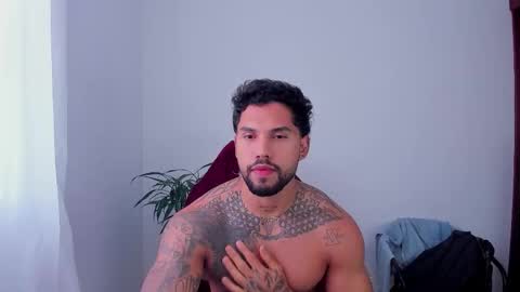 joe_esthetic online show from December 2025 01:50:02 PM