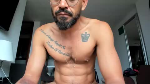 Snapshot of joel_beekman13 chatting on February 2025 07:41:02 PM Joel Beekman online show from February 2025 07:41:02 PM