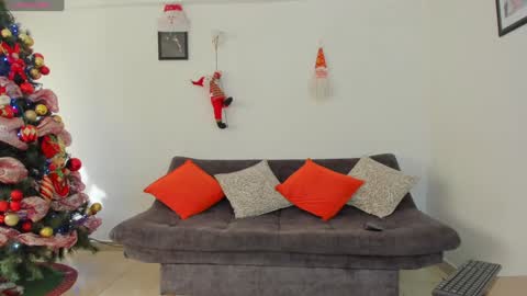 Snapshot of joelandalexa chatting on December 2024 07:37:02 PM joelandalexa online show from December 2024 07:37:02 PM