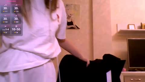 Jennifer online show from March 2026 08:12:01 PM