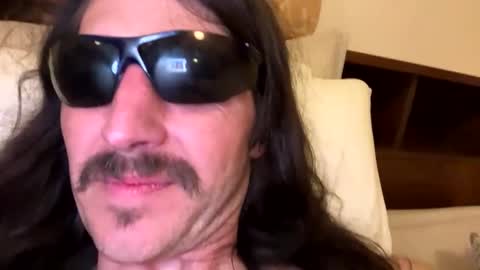 Snapshot of joeybolagna chatting on March 2026 01:03:01 AM Boytoy online show from March 2026 01:03:01 AM