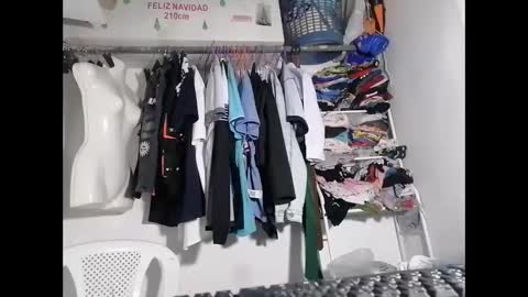 Snapshot of johan2222222222 chatting on February 2025 04:40:01 AM johan2222222222 online show from February 2025 04:40:01 AM