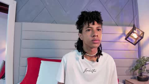 Johan  online show from November 2025 11:42:01 AM