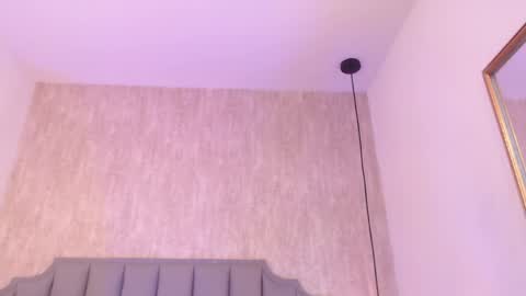 Johan  online show from April 2026 11:37:02 AM