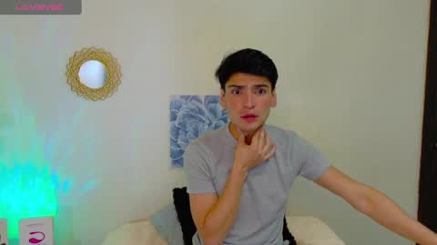 JOHAN -   online show from October 2025 04:35:02 AM