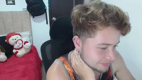 JOHAN independient model online show from January 2025 07:39:01 PM