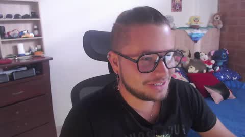 JOHAN independient model online show from June 2026 03:58:01 PM