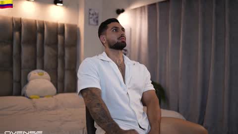 Snapshot of john_king29 chatting on October 2025 12:33:01 AM john online show from October 2025 12:33:01 AM