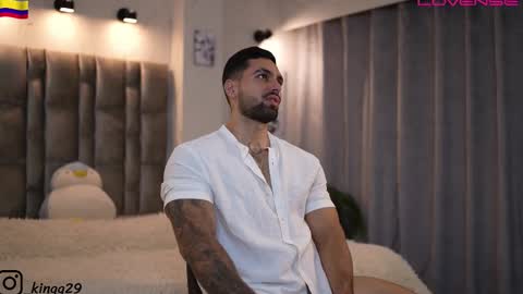 Snapshot of john_king29 chatting on November 2025 10:43:02 PM john online show from November 2025 10:43:02 PM