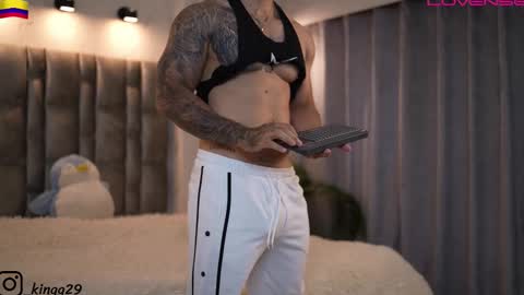 Snapshot of john_king29 chatting on November 2025 12:49:02 PM john online show from November 2025 12:49:02 PM