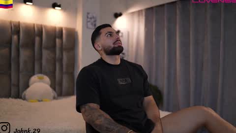 john online show from December 2025 01:15:02 AM