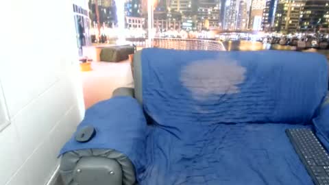 john santos  online show from June 2026 01:26:02 AM