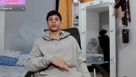 john_ssnow29 online show from January 2025 08:48:01 PM